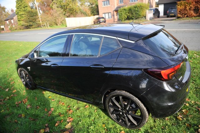 2019 VAUXHALL ASTRA - Photo 5