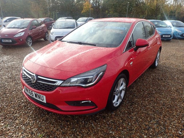 2016 VAUXHALL ASTRA 1.4i Turbo SRi Hatchback 5dr Petrol Manual Euro 6 (150 ps) - Photo 3