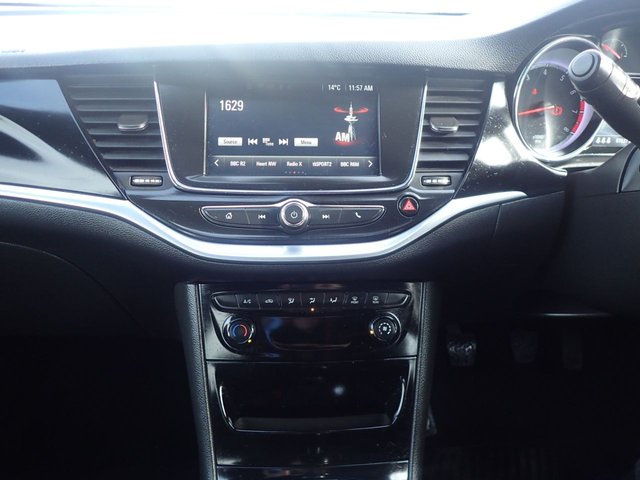 2016 VAUXHALL ASTRA 1.4i Turbo SRi Hatchback 5dr Petrol Manual Euro 6 (150 ps) - Photo 10