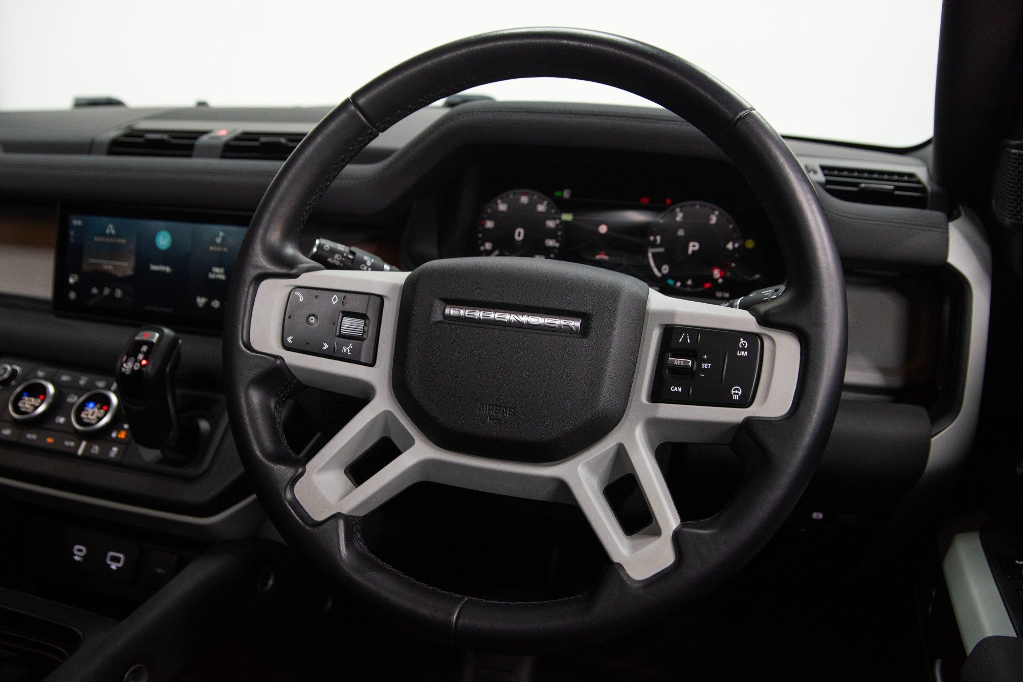 USED 2022 22 LAND ROVER DEFENDER 3.0 D250 MHEV XS Edition 