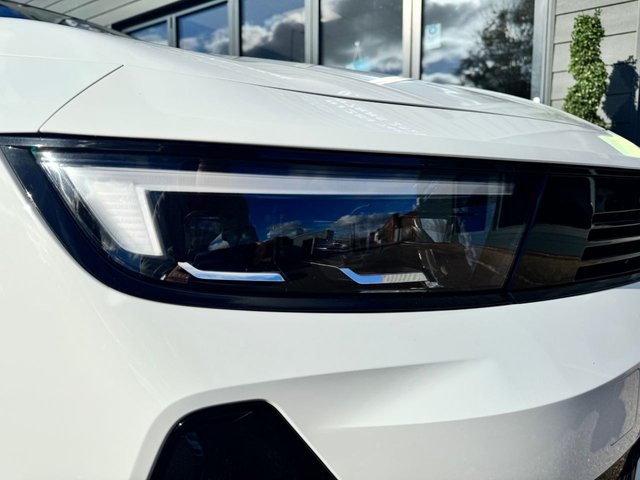 2024 VAUXHALL ASTRA 1.2 Turbo Ultimate Hatchback 5dr Petrol Manual Euro 6 (s/s) (130 ps) - Photo 12