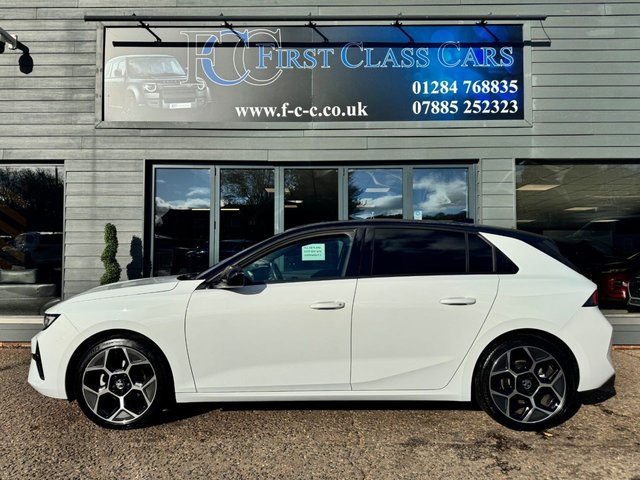 2024 VAUXHALL ASTRA 1.2 Turbo Ultimate Hatchback 5dr Petrol Manual Euro 6 (s/s) (130 ps) - Photo 2