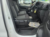 USED 2024 73 CITROEN DISPATCH White 1.5 BlueHDi 1000 Enterprise Edition Van, 22,200 miles, 1 owner, Euro 6 ULEZ, 6-speed, A/C, Bluetooth, rear sensors, FSH, great spec + VAT @ 20%. This 2024 Citroen Dispatch presents an exceptional ownership proposition, having been meticulously maintained by its sole owner with a full service history, most recently serviced at just 5011 miles on 28 January 2025. This Enterprise Edition M panel van, powered by an efficient 1.5 litre BlueHDi diesel engine, meets Euro 6 emission standards and boasts a low mileage of only 22200 miles for its age. It comes with a 3 month warranty and a 12 month MOT for your peace of mind.  The Enterprise Editi