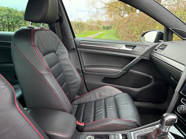 2017 VOLKSWAGEN GOLF - Photo 12