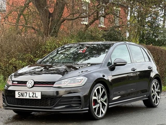2017 VOLKSWAGEN GOLF