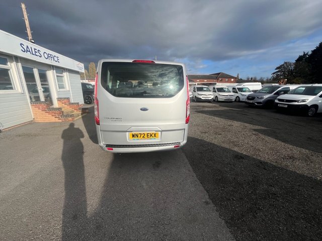 2022 Ford Tourneo Custom 2L Titanium 5dr - Photo 8