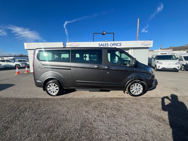 2022 Ford Tourneo Custom 2L Titanium 5dr - Photo 11