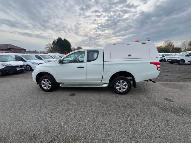 View our MITSUBISHI L200