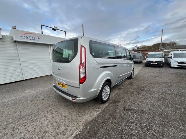 2022 Ford Tourneo Custom 2L Titanium 5dr - Photo 8
