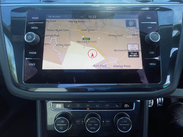 2018 VOLKSWAGEN TIGUAN - Photo 8