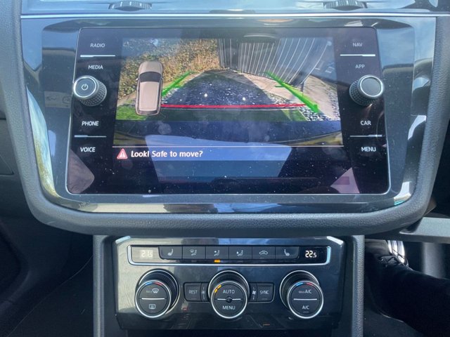 2018 VOLKSWAGEN TIGUAN - Photo 10