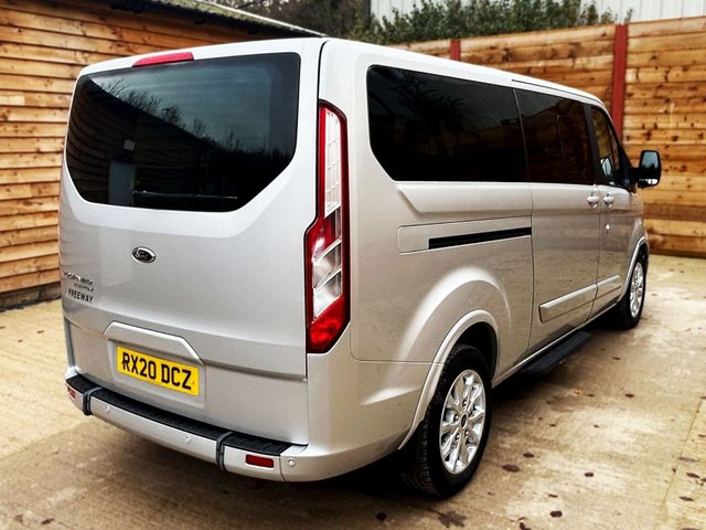 2020 FORD TOURNEO CUSTOM - Photo 9