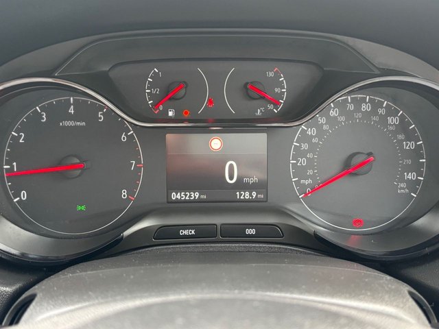 2020 Vauxhall Grandland X 1.5L SE Premium 5dr - Photo 6