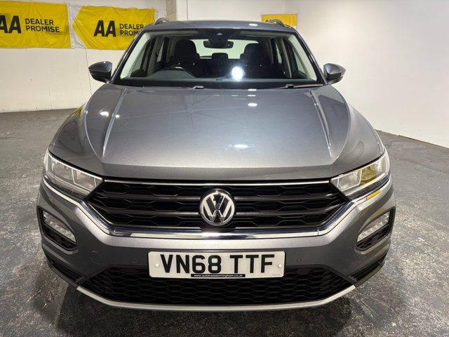 2018 VOLKSWAGEN T-ROC - Photo 9