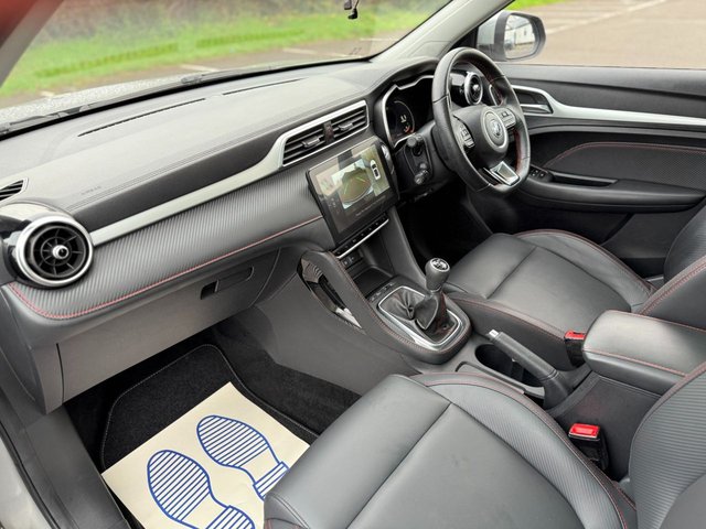 2022 MG MG ZS 1L Exclusive 5dr - Photo 11