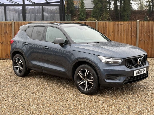 2021 VOLVO XC40 - Photo 7