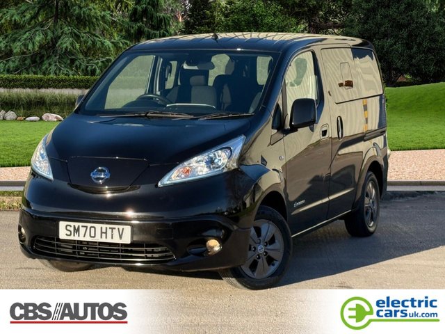 View our NISSAN eNV200 EVALIA