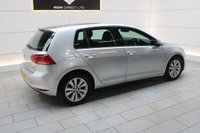 USED 2013 13 VOLKSWAGEN GOLF 1.6 TDI BlueMotion Tech SE Hatchback 5dr Diesel Manual (stop/start) (105 ps) 
