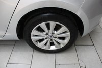 USED 2013 13 VOLKSWAGEN GOLF 1.6 TDI BlueMotion Tech SE Hatchback 5dr Diesel Manual (stop/start) (105 ps) 