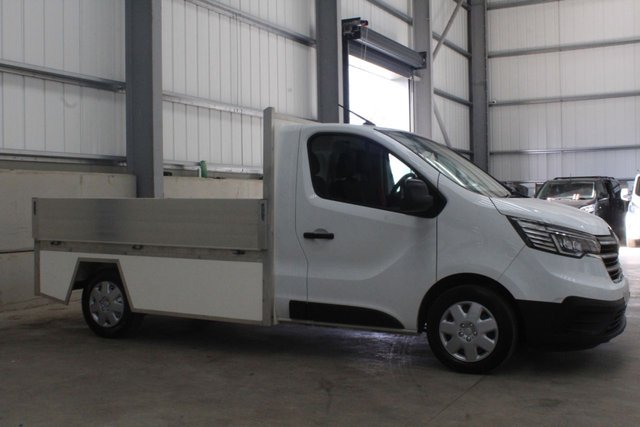 2024 RENAULT TRUCKS TRAFIC - Photo 2
