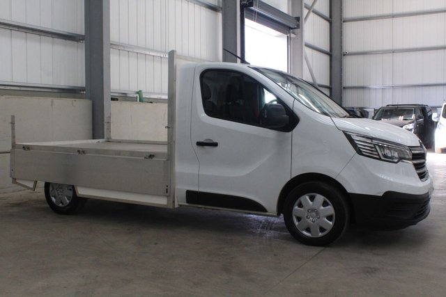 2024 RENAULT TRUCKS TRAFIC