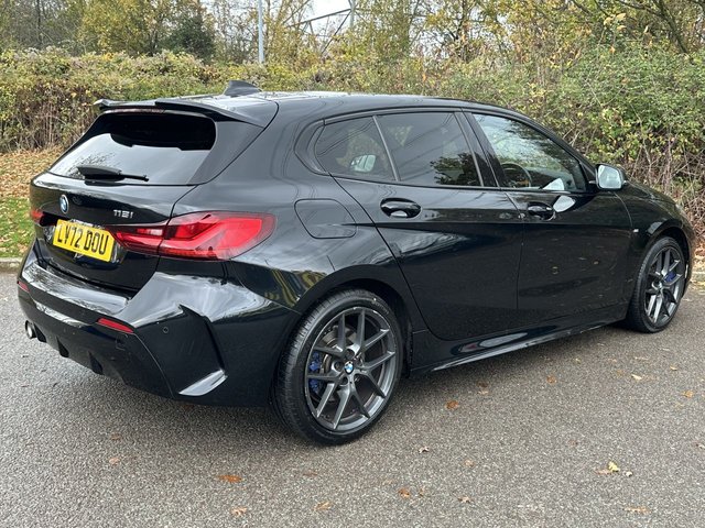 2022 BMW 1 SERIES - Photo 7