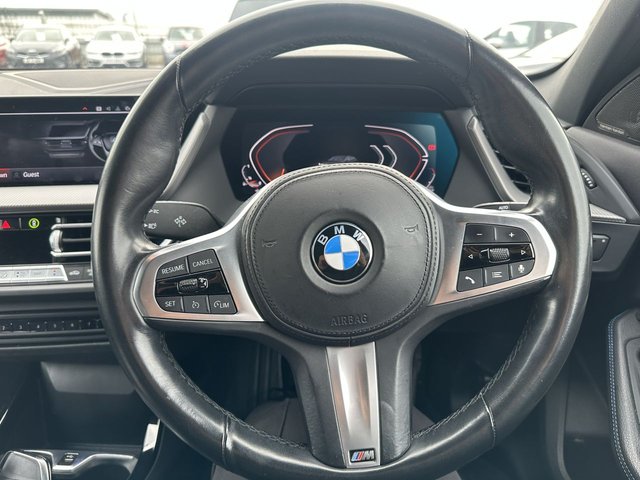 2022 BMW 1 SERIES - Photo 12