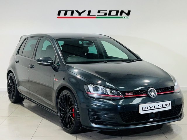 View our VOLKSWAGEN GOLF