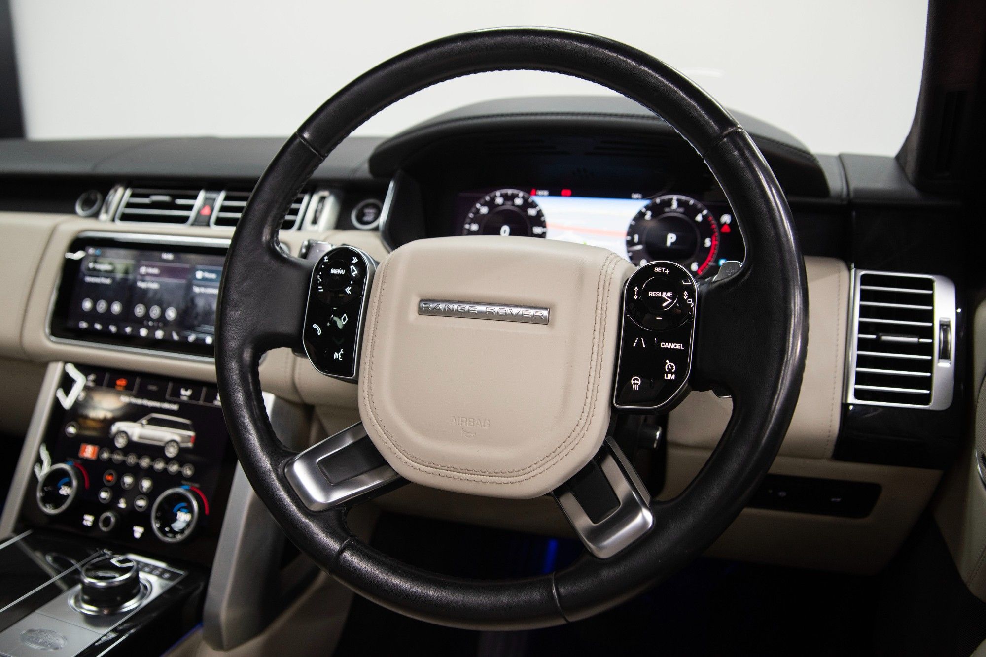 USED 2019 19 LAND ROVER RANGE ROVER 4.4 SD V8 Autobiography  