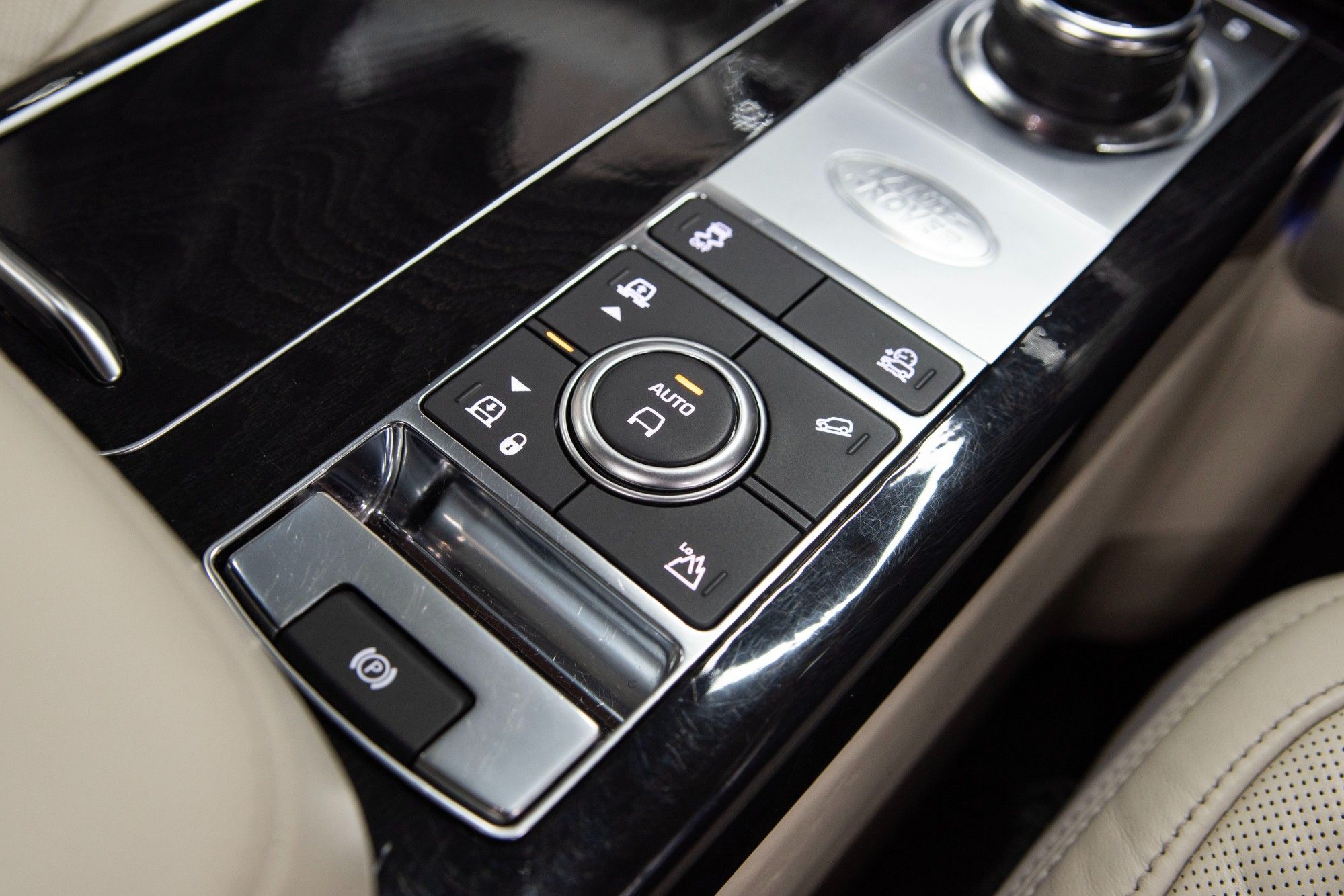 USED 2019 19 LAND ROVER RANGE ROVER 4.4 SD V8 Autobiography  