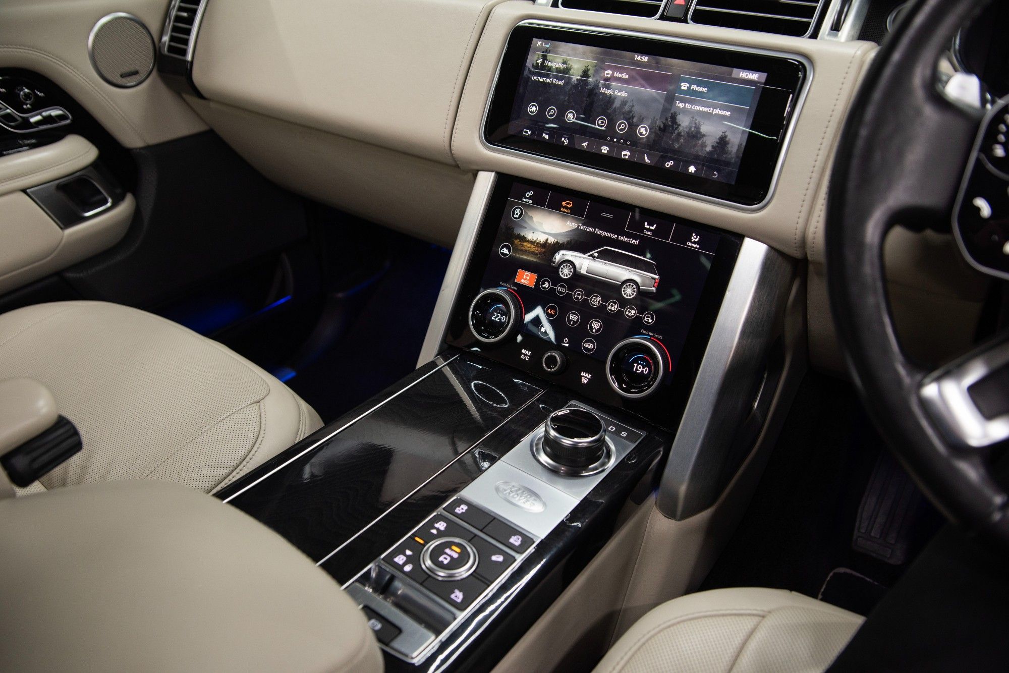 USED 2019 19 LAND ROVER RANGE ROVER 4.4 SD V8 Autobiography  