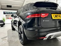 USED 2017 17 JAGUAR F-PACE 3.0 D300 V6 S SUV 5dr Diesel Auto AWD Euro 6 (s/s) (300 ps) 