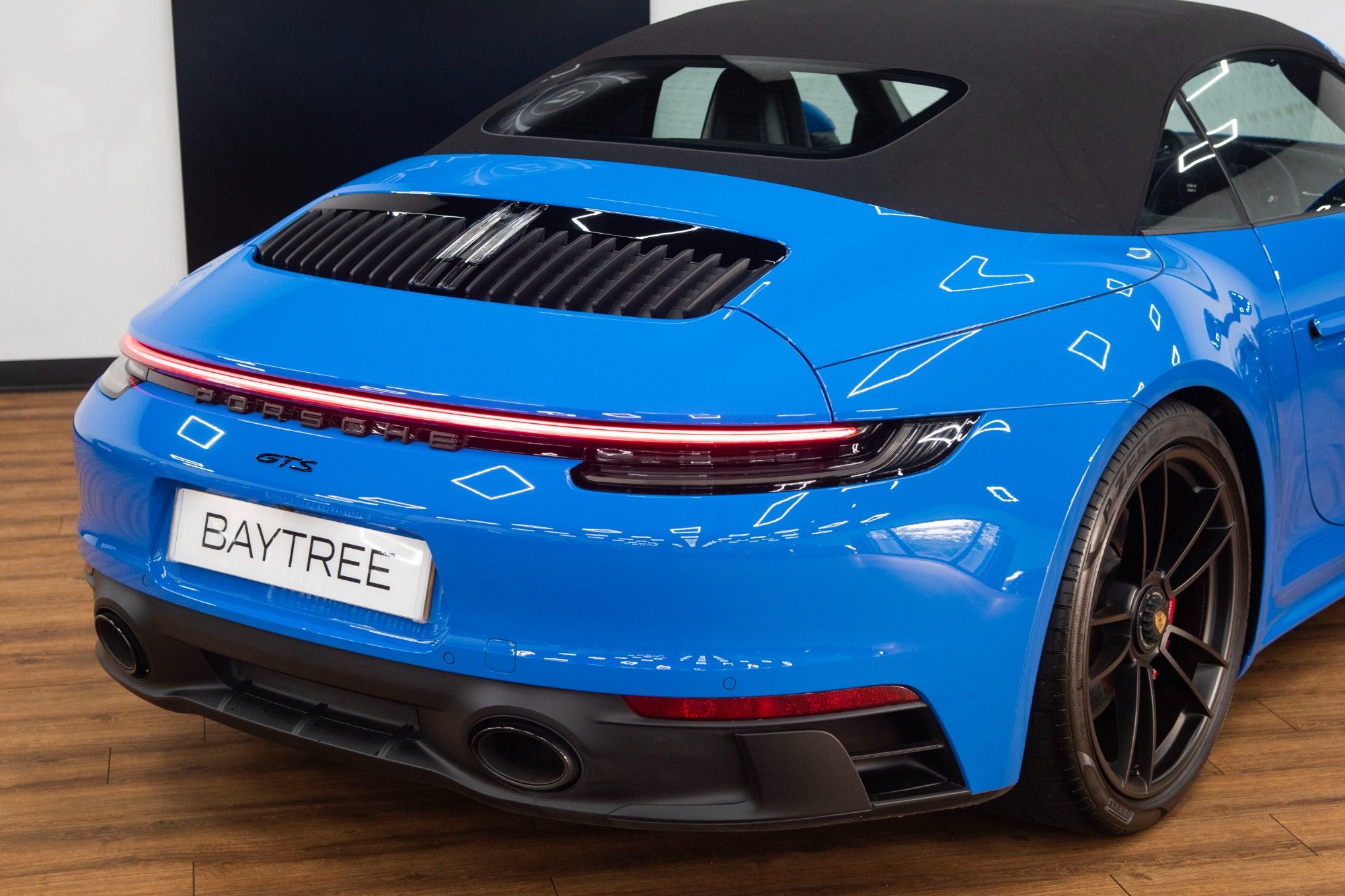 USED 2023 72 PORSCHE 911 3.0T 992 Carrera GTS Convertible  