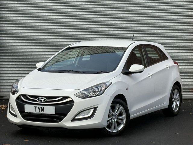 2013 HYUNDAI I30 - Photo 2