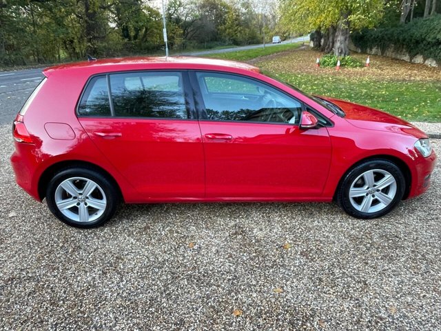 2016 VOLKSWAGEN GOLF 1.6 TDI BlueMotion Tech Match Edition DSG Euro 6 (s/s) 5dr - Photo 2