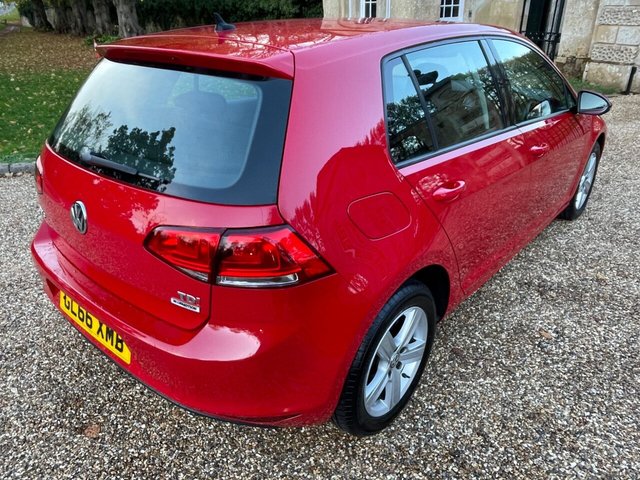 2016 VOLKSWAGEN GOLF 1.6 TDI BlueMotion Tech Match Edition DSG Euro 6 (s/s) 5dr - Photo 3