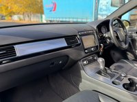 USED 2016 66 VOLKSWAGEN TOUAREG 3.0 TDI V6 BlueMotion Tech R-Line SUV 5dr Diesel Tiptronic 4WD Euro 6 (s/s) (262 ps) 