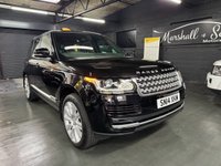 USED 2014 14 LAND ROVER RANGE ROVER 4.4 SD V8 Vogue SUV 5dr Diesel Auto 4WD Euro 5 (339 ps) 2014 LANDROVER RANGEROVER VOGUE 4.4 SDV8 - 2 PREVIOUS KEEPERS - 6 LANDROVER SERVICES - SANTORINI BLACK - 21 INCH ALLOY WHEELS - HEATED SEATS - REVERSE CAMERA - HEATED STEERING WHEEL