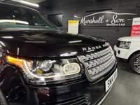 USED 2014 14 LAND ROVER RANGE ROVER 4.4 SD V8 Vogue SUV 5dr Diesel Auto 4WD Euro 5 (339 ps) 2014 LANDROVER RANGEROVER VOGUE 4.4 SDV8 - 2 PREVIOUS KEEPERS - 6 LANDROVER SERVICES - SANTORINI BLACK - 21 INCH ALLOY WHEELS - HEATED SEATS - REVERSE CAMERA - HEATED STEERING WHEEL