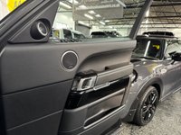 USED 2014 14 LAND ROVER RANGE ROVER 4.4 SD V8 Vogue SUV 5dr Diesel Auto 4WD Euro 5 (339 ps) 2014 LANDROVER RANGEROVER VOGUE 4.4 SDV8 - 2 PREVIOUS KEEPERS - 6 LANDROVER SERVICES - SANTORINI BLACK - 21 INCH ALLOY WHEELS - HEATED SEATS - REVERSE CAMERA - HEATED STEERING WHEEL