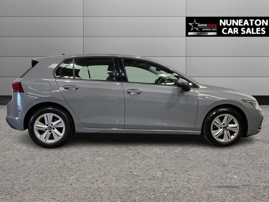 USED 2022 22 VOLKSWAGEN GOLF 1.5 TSI Life Hatchback 5dr Petrol Manual Euro 6 (s/s) (150 ps) NATIONWIDE DELIVERY AND COLLECTION