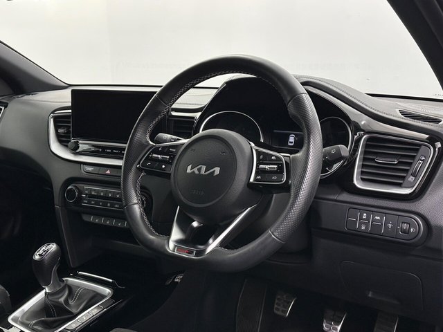2022 Kia Proceed - Photo 10