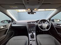 USED 2018 68 VOLKSWAGEN GOLF 1.5 TSI EVO SE Nav Hatchback 5dr Petrol Manual Euro 6 (s/s) (130 ps) Apple Carplay & Android Auto, Satellite Navigation, Adaptive Cruise Control, Front & Rear Parking Sensors, Power Folding Heated Wingmirrors