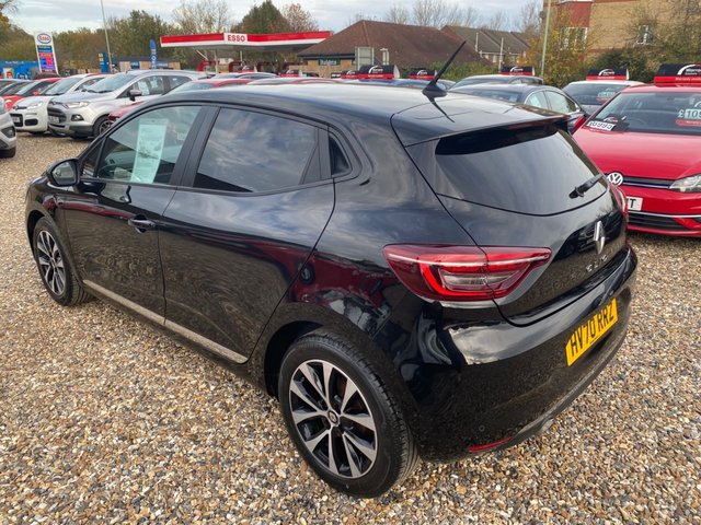 2020 Renault Clio 1.5L Iconic 5dr - Photo 7