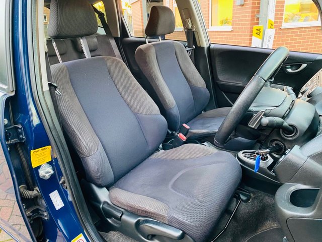 2013 Honda Jazz 1.4L Es Plus 5dr - Photo 4