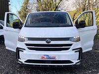 USED 2025 25 VOLKSWAGEN TRANSPORTER T7 2.0 TDI T28 6 Seat Crew Bus Commerce Plus Diesel Manual FWD SWB Euro 6 150PS 