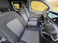 USED 2025 25 VOLKSWAGEN TRANSPORTER T7 2.0 TDI T28 6 Seat Crew Bus Commerce Plus Diesel Manual FWD SWB Euro 6 150PS 