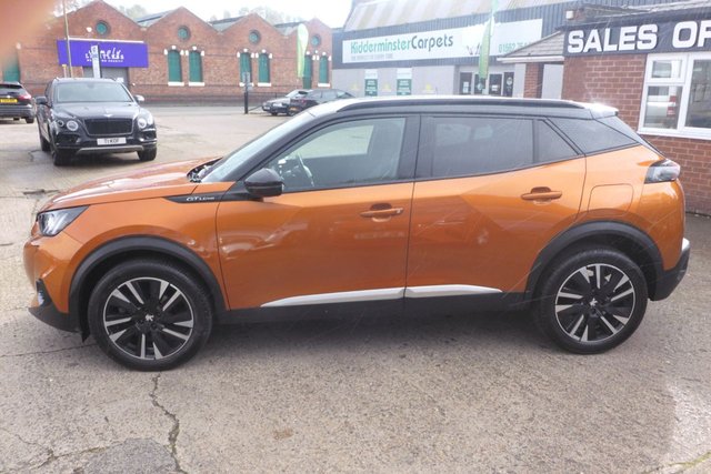 2020 PEUGEOT 2008 - Photo 10