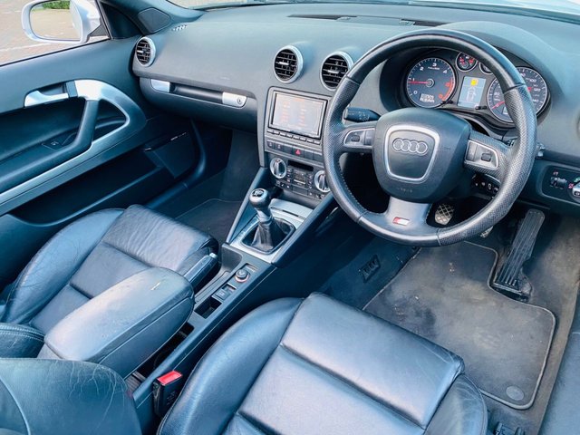 2013 Audi A3 Cabriolet 1.6L S Line Final Edition 2dr - Photo 2