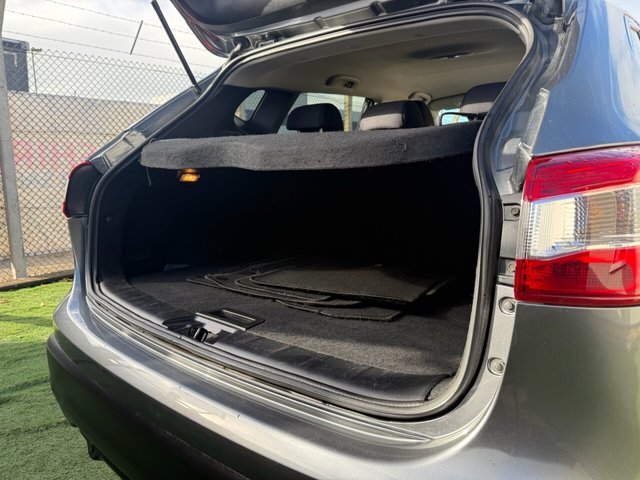 2017 NISSAN QASHQAI - Photo 4